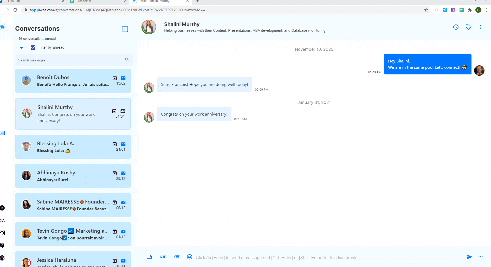 How to Attach a File in LinkedIn Message? (November 2023)